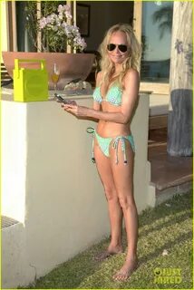 Kristin Chenoweth: Bikini Babe in Punta Mita!: Photo 2851423