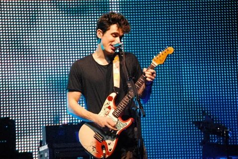 Fichier:John Mayer performing in Atlanta, Georgia (17 March 