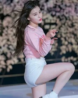 Pin on Momoland Nancy/Yeonwoo