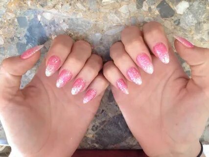 75+ Pink And White Ombre Almond Shaped Nails