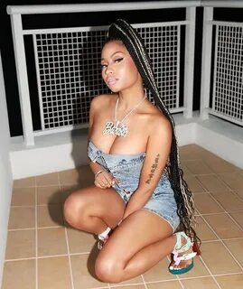 Nicki Minaj Hot Pictures - Kristins Traum