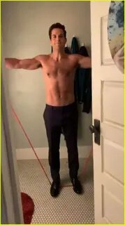 Skylar Astin Flexes His Muscles During Shirtless Scene on 'Z