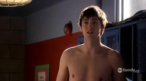 Picture of Nicholas Braun in 10 Things I Hate About You (TV)