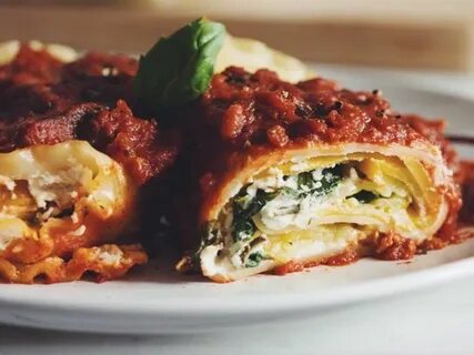 7 Vegan Lasagna Recipes That Are Just As Good Without Meat a