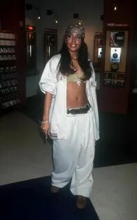 Pin by Ann on chic Aaliyah outfits, 2000s fashion outfits, 9