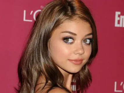 49+ Sarah Hyland 2019 Wallpapers on WallpaperSafari