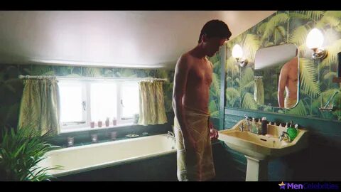 Asa Butterfield Nude Ass & Jerk Off Erect Penis Scenes - Men