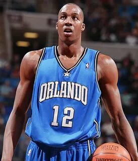 Where would prime Dwight Howard rank among league Centers ri