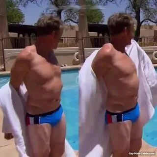 Gordan Ramsay Caught Flashing His Nude Ass - Gay-Male-Celebs