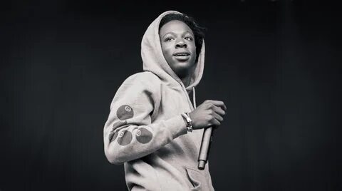 File:Joey Badass performing at Hovefestivalen 2013.jpg - Wik