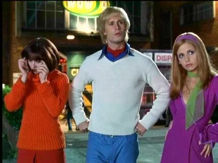 Fred, Velma, and Daphne!! Halloween outfits, Celebrity coupl