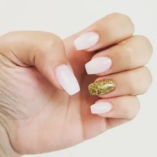 125+ Unique Prom Nails That Give You Confidence