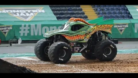 Awesome Two-Wheel Monster Truck Skills Dragon - Monster Jam 
