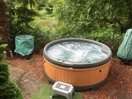 Loughborough Hot Tub Hire, Local Hot Tub Rental Loughborough