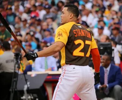 File:Giancarlo Stanton competes in semis of '16 T-Mobile -HR