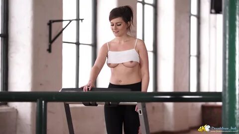 Charlie Rose - Braless Workout - Free voyeuristic videos fro