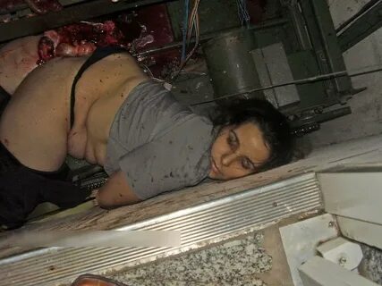 Fotos Gore - mujer se suicida tirandose al hueco del asensor