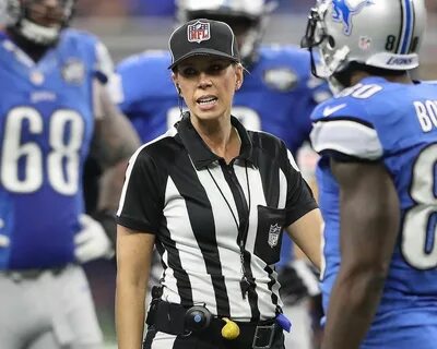 How To Become A Referee For Nfl : Sarah Thomas To Become Fir