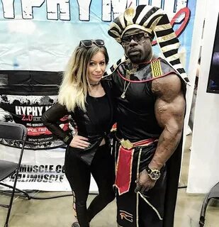 Meet Bodybuilder Kali Muscle Girlfriend/Workout Partner! Wif