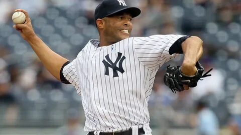 Mariano Rivera Injury: Yankees Closer Injures Knee While Sha