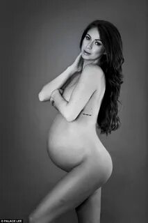 Pregnant Big Brother Star Laura Carter Goes Naked For Pregna