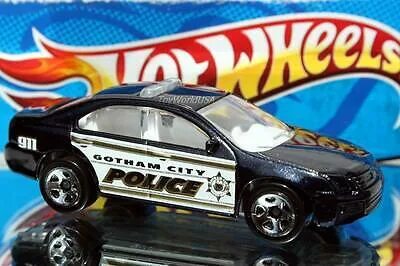 2015 Hot Wheels города Бэтмена Ford Fusion eBay