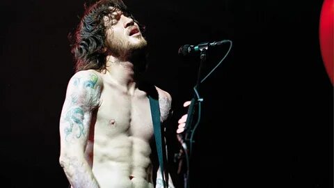 John Frusciante sigue su carrera solista con Trickfinger