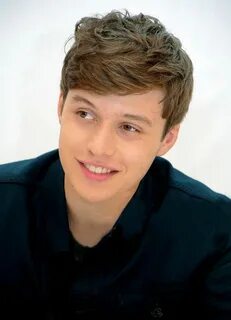 Nick Robinson Actores lindos, Hombres hermosos, Actores