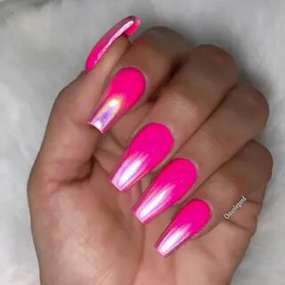 Barbie af 👱 🏼 ♀ 💗 💿 lol Pink chrome nails, Barbie pink nails,