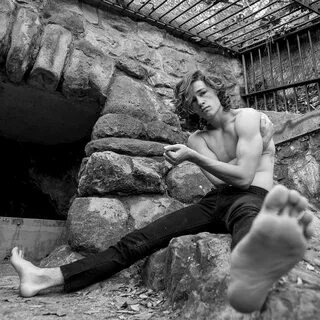 Actor Kyle Allen - Shirtless & Barefoot Photoshoots