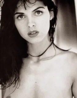 Caroline Barclay / French Actress - Nuded Photo