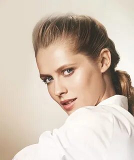 Picture of Teresa Palmer