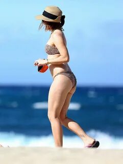 Alyson Hannigan in a bikini -06 GotCeleb