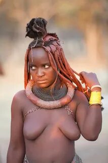 Himba girl Oase Village, Namibia. Read more about Himbas: . 