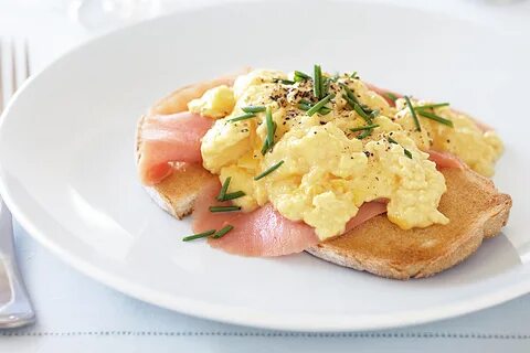 Step-by-step scrambled eggs Recipe Taste