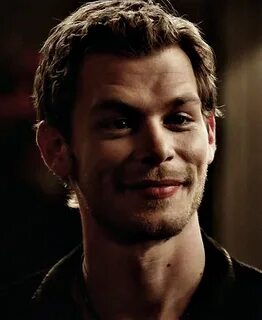 Klaus mikaelson smile tvd GIF - Find on GIFER