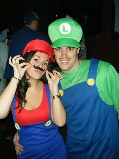 32 DIY Ideas for Couples Halloween Costumes