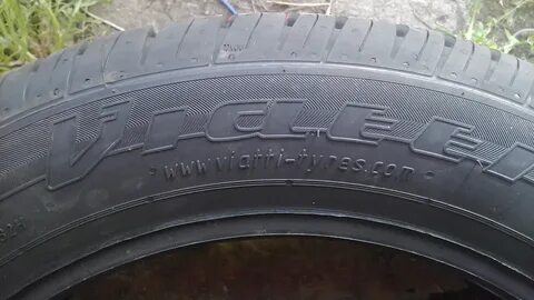 Летние шины Viatti Strada 185/55 R15 - LADA Калина Хэтчбек, 