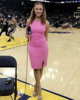Ros Gold-Onwude on Twitter: "A pop of pink for game day! #it