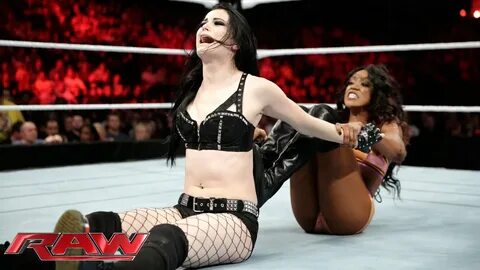 Alicia Fox vs. Paige: Raw, November 10, 2014 - YouTube