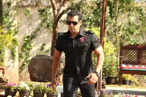 Salman Music Lover Blog: Latest wallpaper