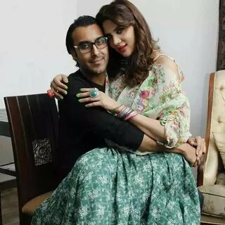 Fiza Ali Enchanting Clicks With Husband - Showbiz