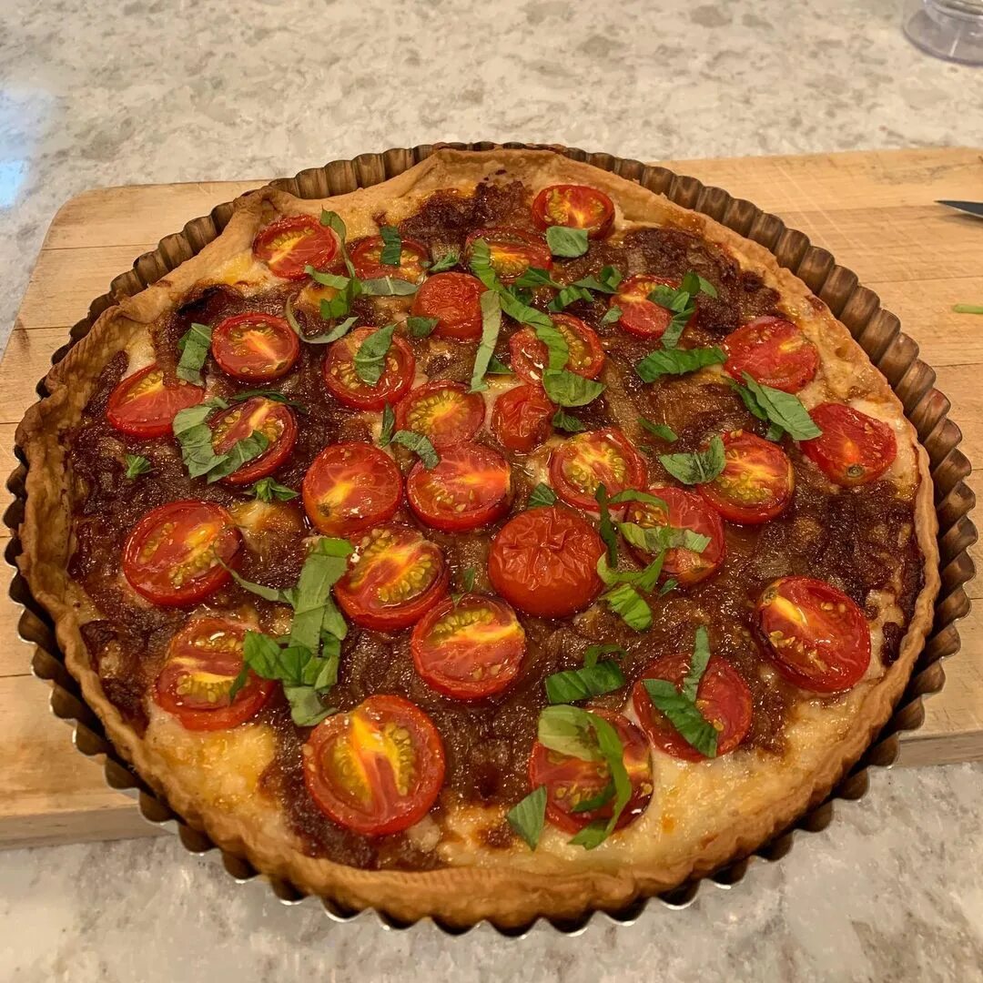 Christopher J Savino в Instagram: "Jersey tomato tart" .