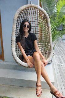 Sara Montazami's Feet wikiFeet