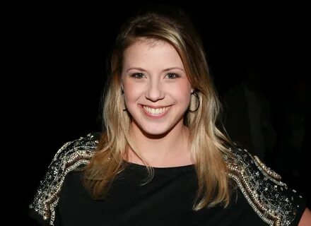 Jodie Sweetin Pictures. Hotness Rating = 8.38/10