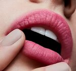 Powder Kiss Lipstick - Non-Drying Matte Lipstick MAC Cosmeti