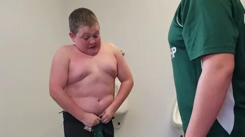 Fat Kid Tries to Button His Pants - YouTube