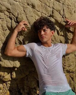 Armando Vega @armandovegajr 12 files :: 100 MB Onlyfans Leaked Videos and Photos