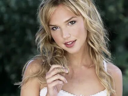 Hot Arielle Kebbel's Pictures Worlds Amazing Information