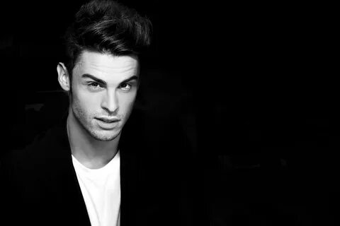 Download wallpaper with celebrity Baptiste Giabiconi with ta